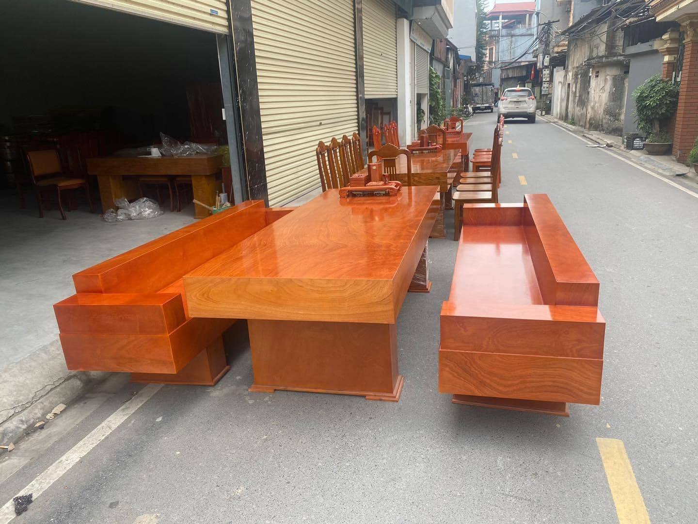 So Sánh Ưu Điểm Khi Chọn Mua Đồ Gỗ Đồng Kỵ Và Đồ Gỗ Thạch Thất