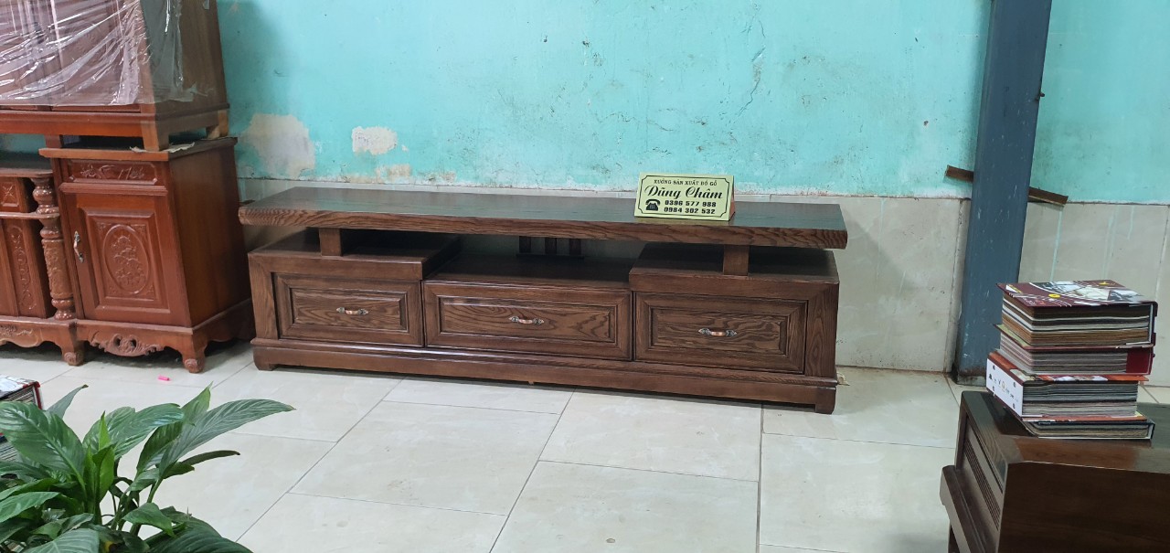 Kệ ti vi gỗ sồi rộng 1m8